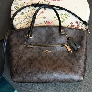 Coach signature Satchel